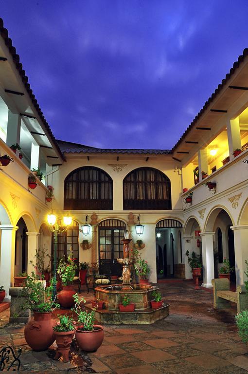 Hostal Sucre Exterior photo